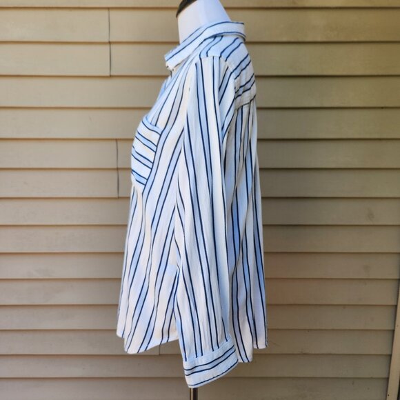 Liz Claiborne Striped Button-Up Blouse White Blue Pocket Square Cotton Blend - Picture 10 of 16